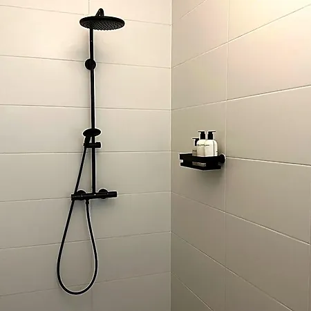 Hotel W Kitchen & Private Bathroom 2p