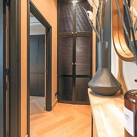 W Kitchen & Private Bathroom 2p 3* Breda