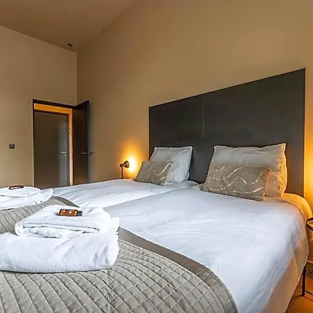 W Kitchen & Private Bathroom 2p