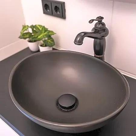Hotel W Kitchen & Private Bathroom 2p Breda